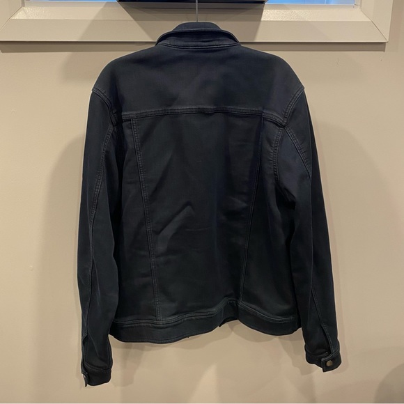 Jacket - Picture 3 of 4